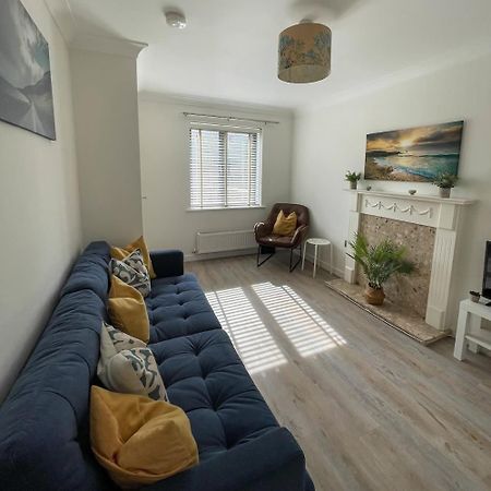 Comfortable Home W Private Parking Charlestown Charlestown  Bagian luar foto