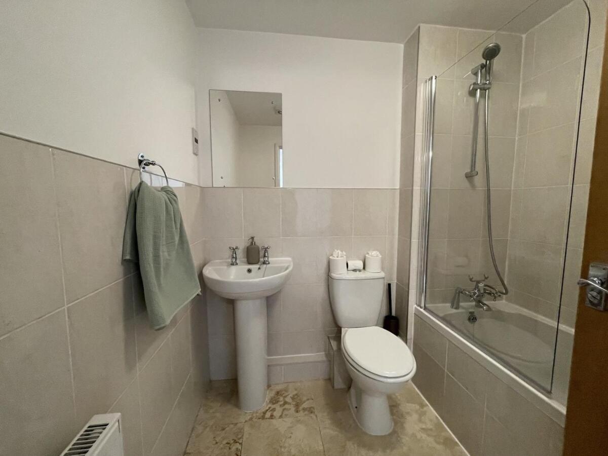 Comfortable Home W Private Parking Charlestown Charlestown  Bagian luar foto