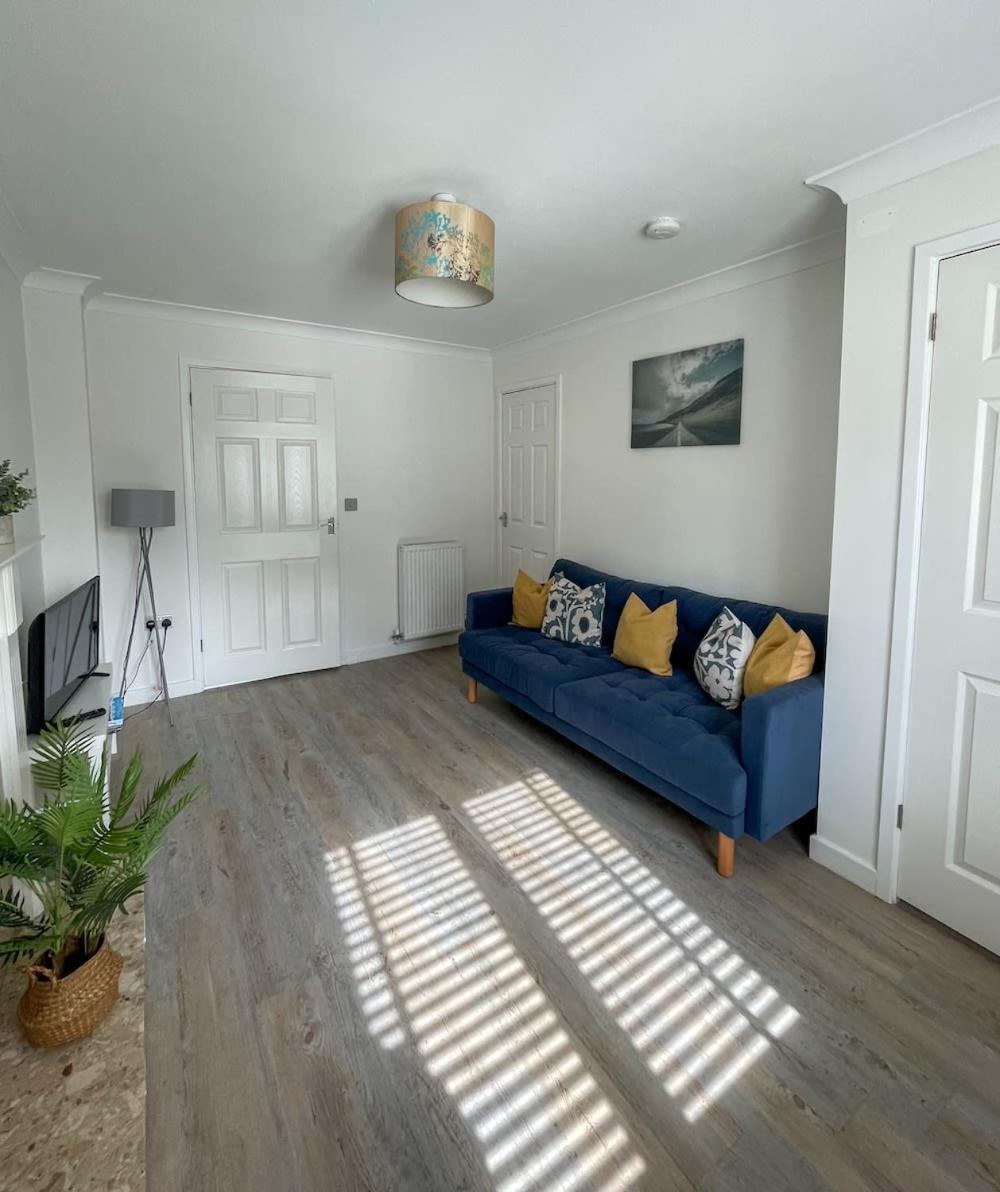 Comfortable Home W Private Parking Charlestown Charlestown  Bagian luar foto